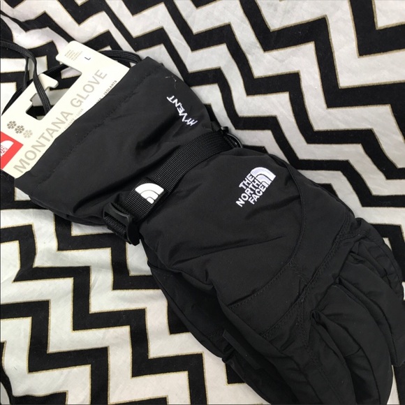The North Face Accessories - NWT The North Face Montana gloves